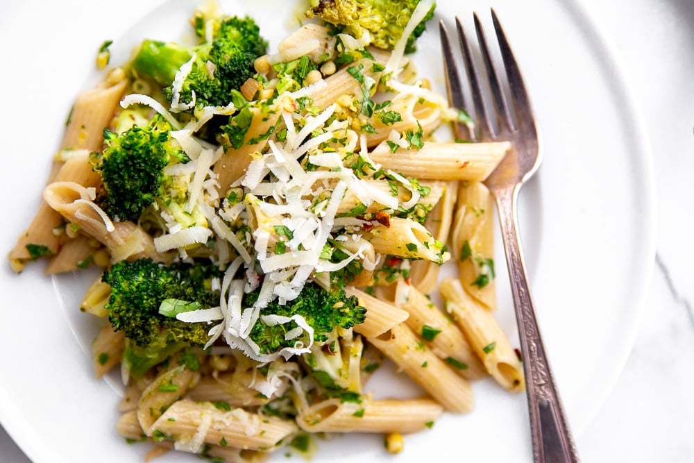 Garlic Broccoli Pasta (with a Secret Twist) - Eat Move Make