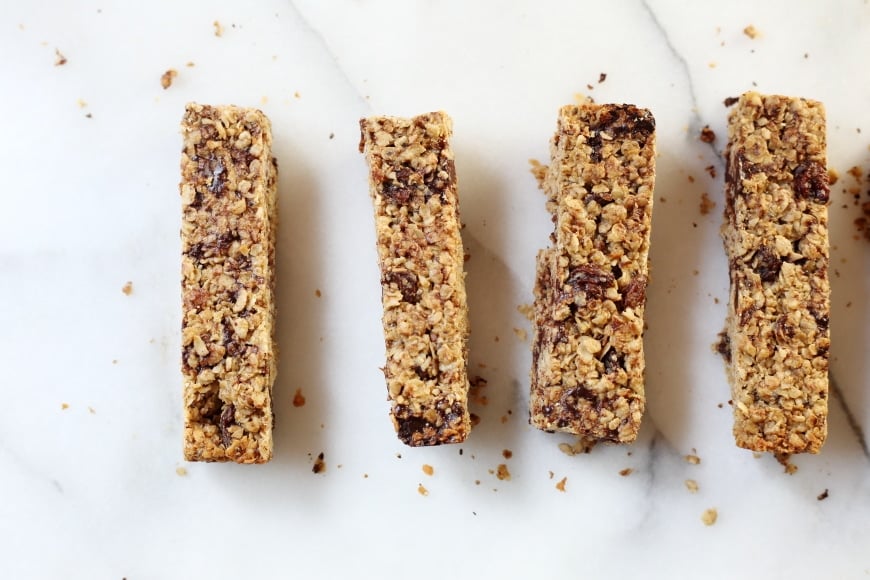 chocolate chunk gluten free granola bars