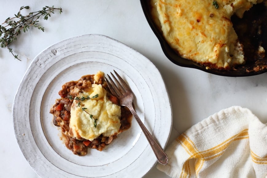 Baked lentil shepherds pie