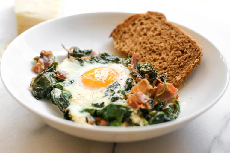 Spinach Baked Eggs (an easy breakfast OR dinner!)