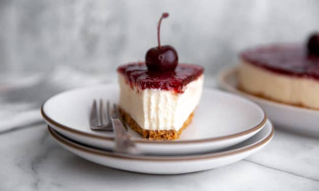 No-Bake Mascarpone Cheesecake: a stunning & EASY dessert!