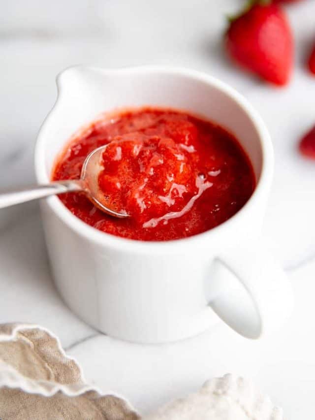 Easy Homemade Strawberry Sauce