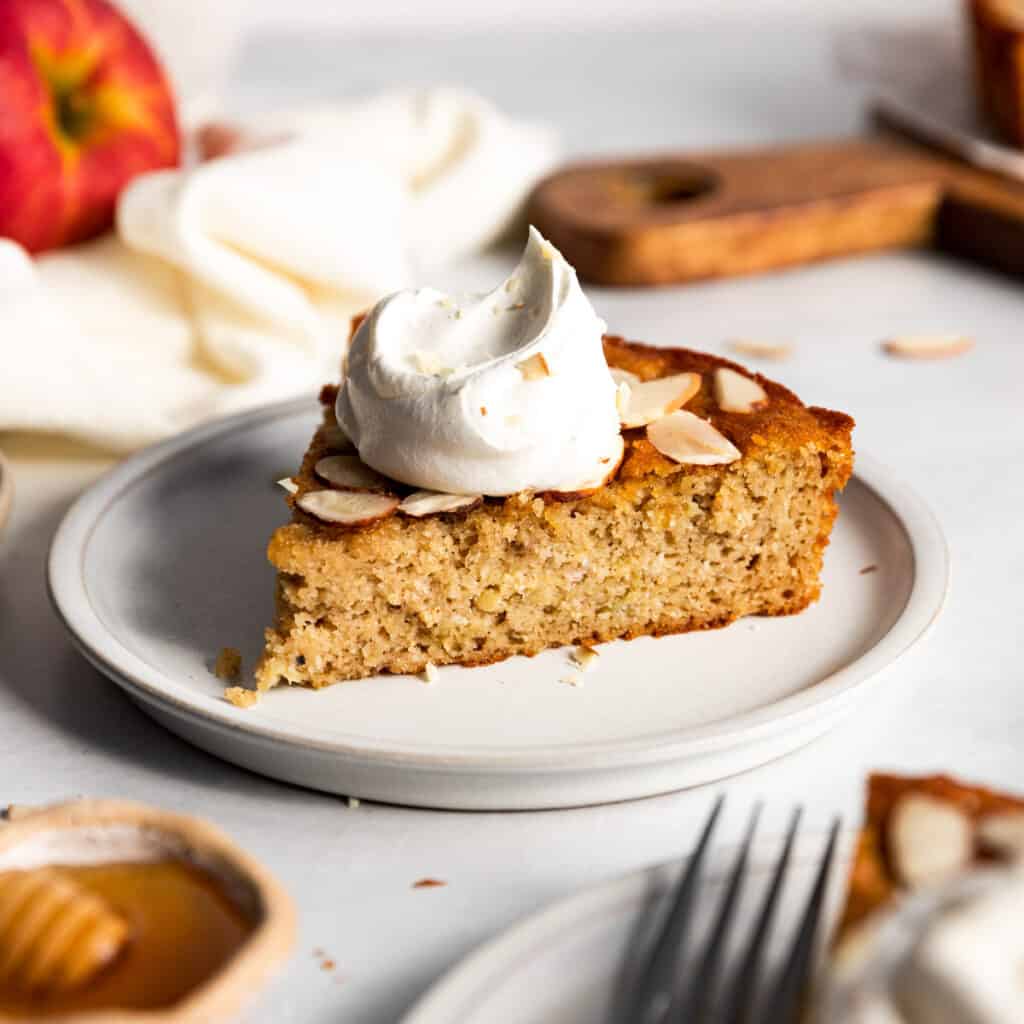 Healthy Gluten Free Apple Cake With Almond Flour healthy-gluten-free-apple-cake-with-almond-flour